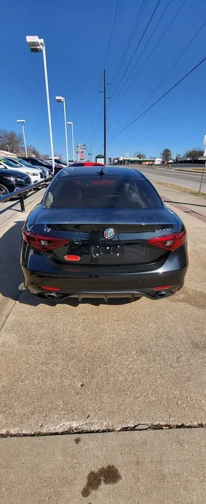 2017 Alfa Romeo Giulia - Image 3 of 14