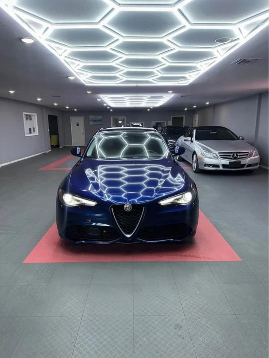 2017 Alfa Romeo Giulia - Image 3 of 20