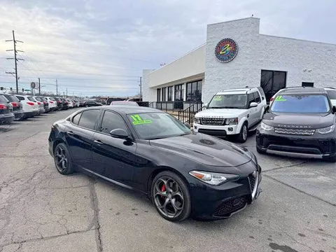 2017 Alfa Romeo Giulia Ti Sedan