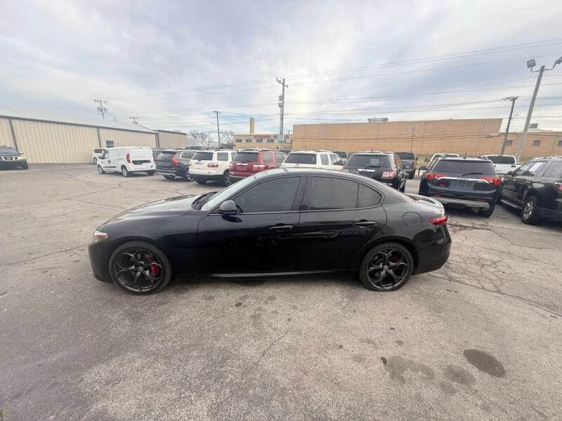 2017 Alfa Romeo Giulia - Image 4 of 13