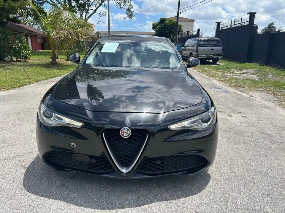 2017 Alfa Romeo Giulia - Image 2 of 13
