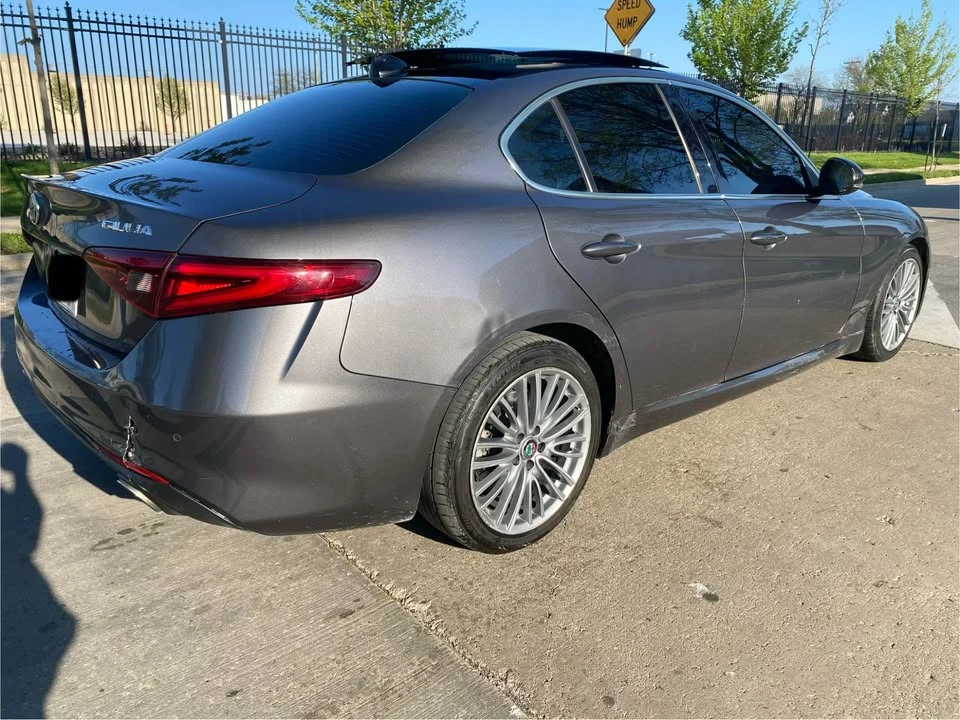 2017 Alfa Romeo Giulia - Image 3 of 10