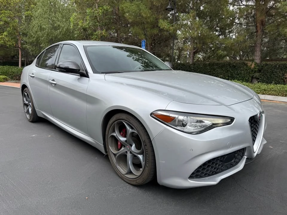 2017 Alfa Romeo Giulia - Image 3 of 16