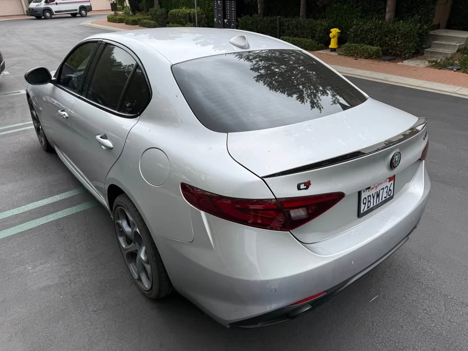 2017 Alfa Romeo Giulia - Image 8 of 16