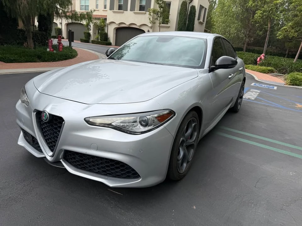 2017 Alfa Romeo Giulia - Image 4 of 16