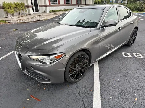2017 Alfa Romeo Giulia Ti Sedan 4D