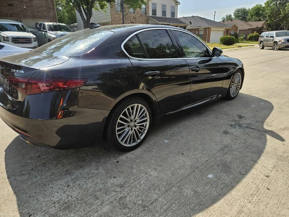 2017 Alfa Romeo Giulia - Image 2 of 10
