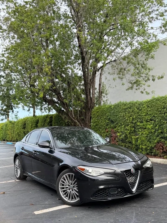 2017 Alfa Romeo Giulia - Image 3 of 20