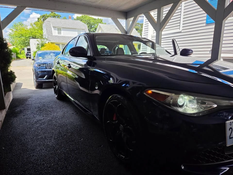 2017 Alfa Romeo Giulia - Image 3 of 13