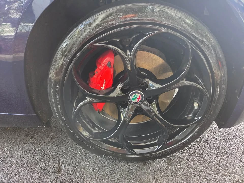2017 Alfa Romeo Giulia - Image 7 of 13