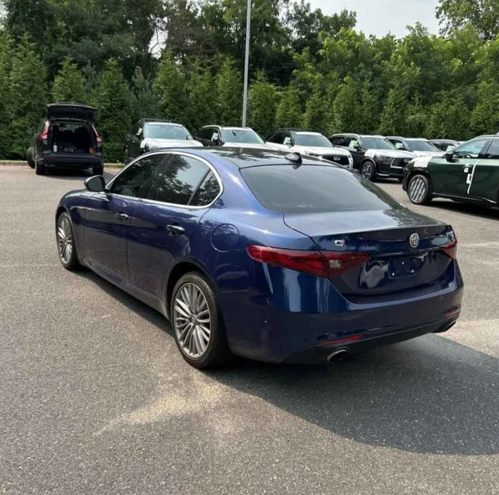 2017 Alfa Romeo Giulia - Image 3 of 12