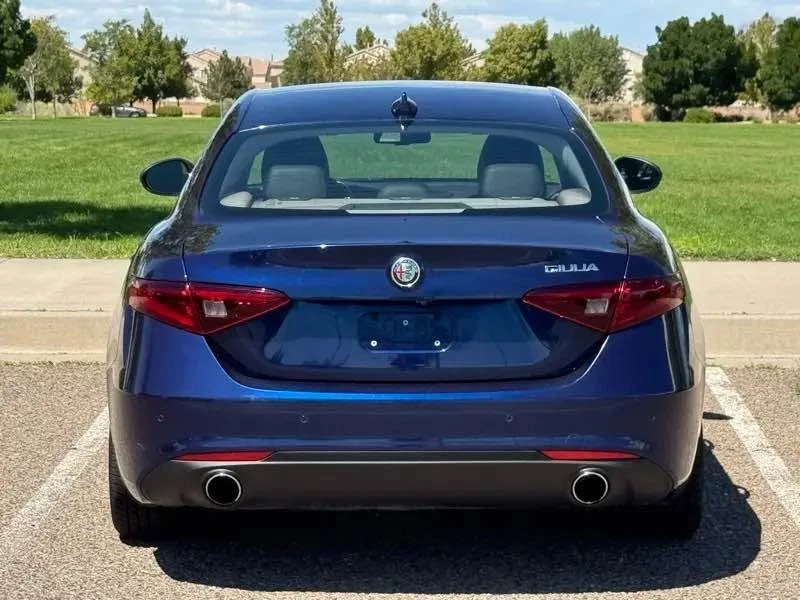 2017 Alfa Romeo Giulia - Image 6 of 17