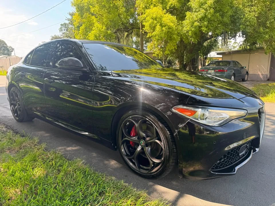 2017 Alfa Romeo Giulia - Image 3 of 14