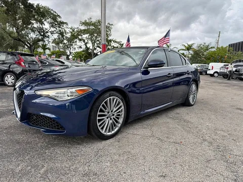 2017 Alfa Romeo Giulia Ti Sedan 4D