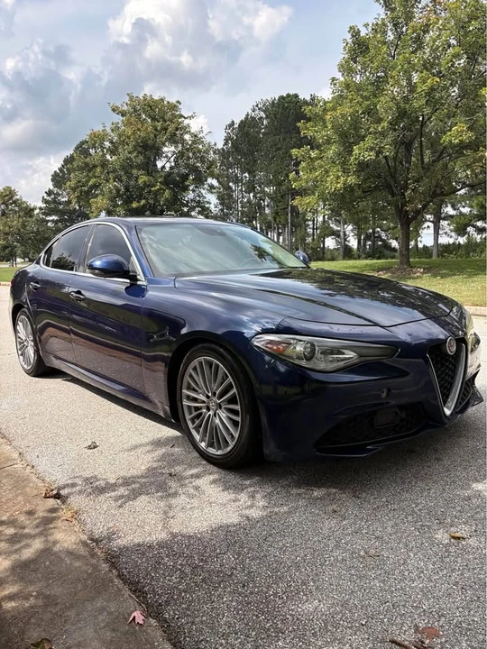2017 Alfa Romeo Giulia - Image 8 of 11