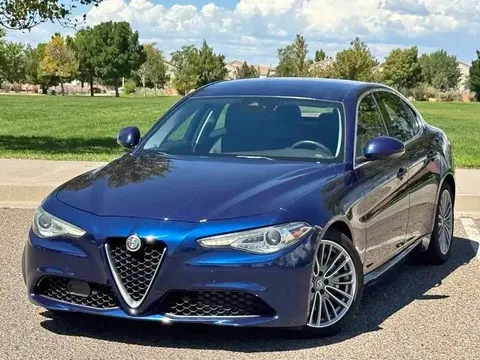2017 Alfa Romeo Giulia Ti Sedan 4D