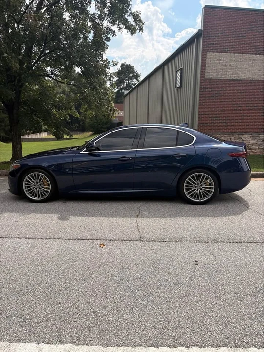2017 Alfa Romeo Giulia - Image 2 of 11