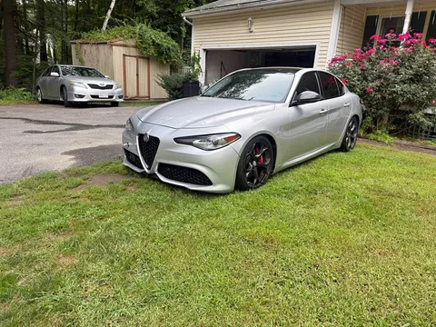 2017 Alfa Romeo Giulia Ti Sedan 4D