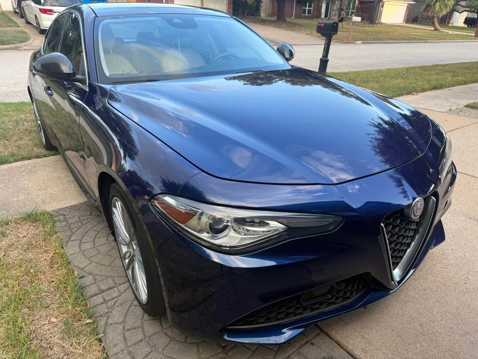 2017 Alfa Romeo Giulia - Image 2 of 14