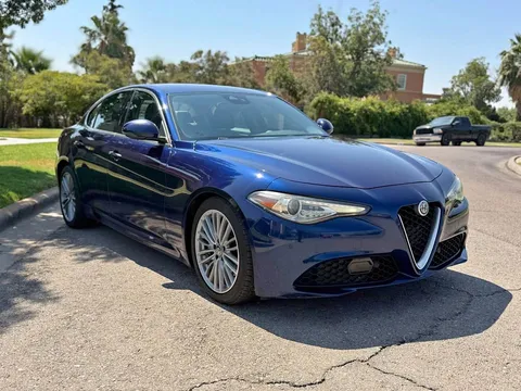 2017 Alfa Romeo Giulia Ti Sedan 4D