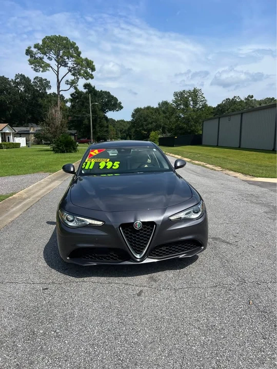 2017 Alfa Romeo Giulia - Image 2 of 10