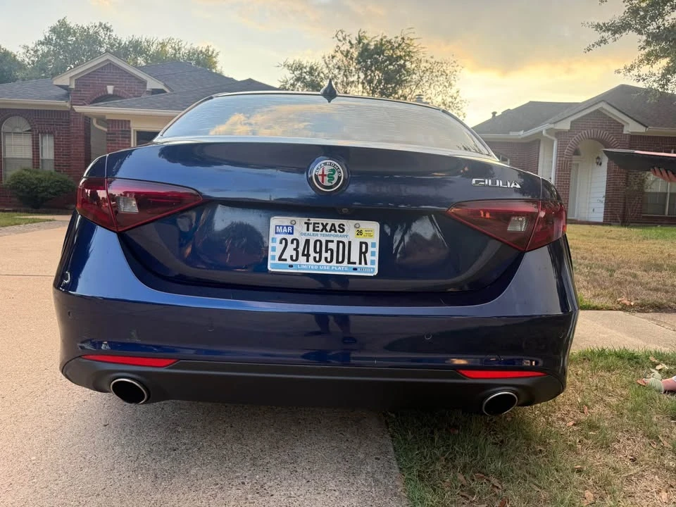 2017 Alfa Romeo Giulia - Image 7 of 14