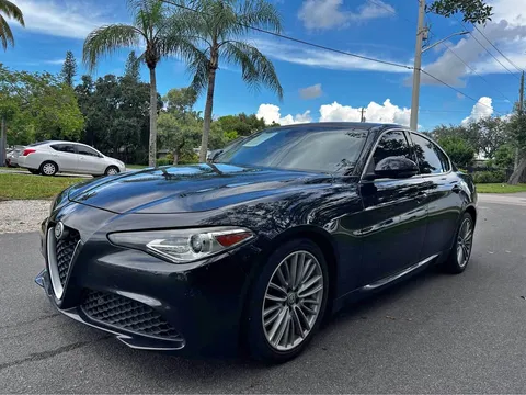 2017 Alfa Romeo Giulia Ti Sedan 4D