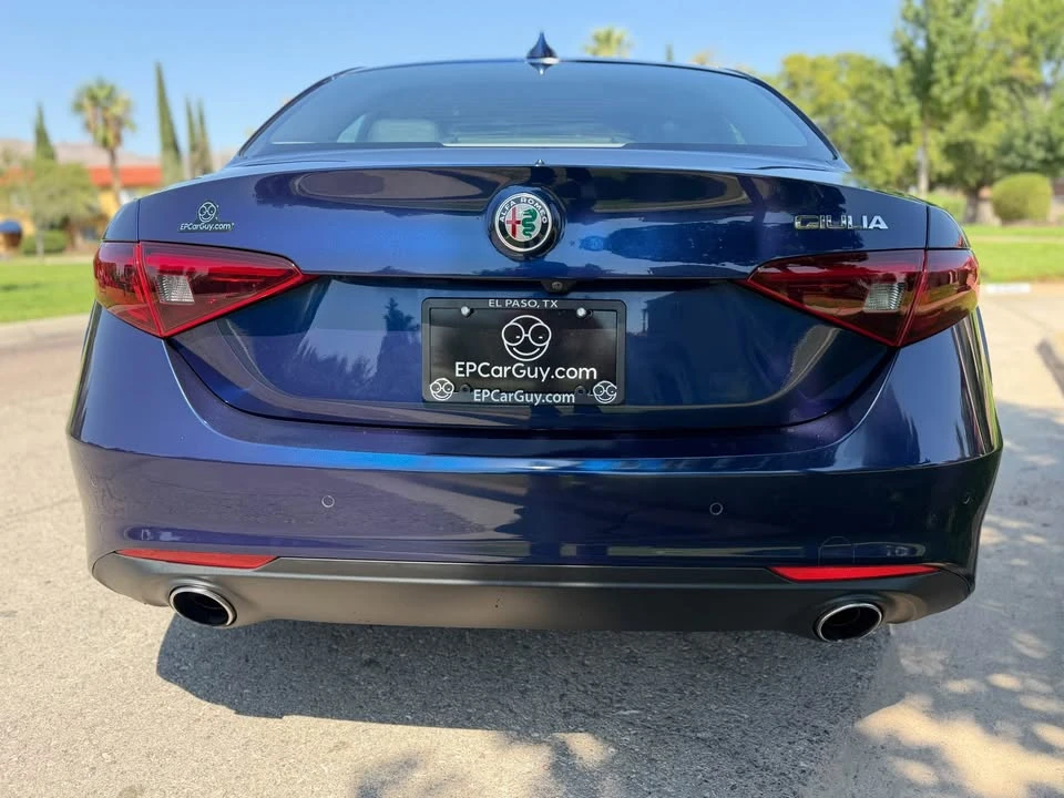 2017 Alfa Romeo Giulia - Image 4 of 20