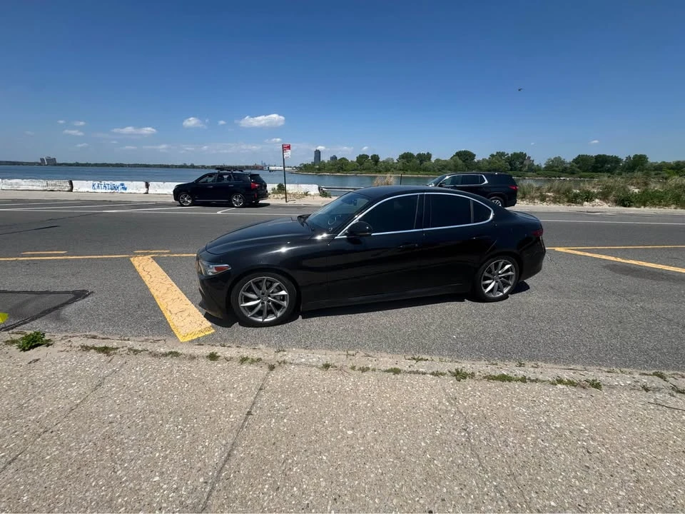2017 Alfa Romeo Giulia - Image 3 of 16