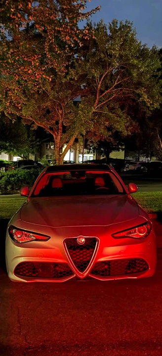 2017 Alfa Romeo Giulia - Image 3 of 8