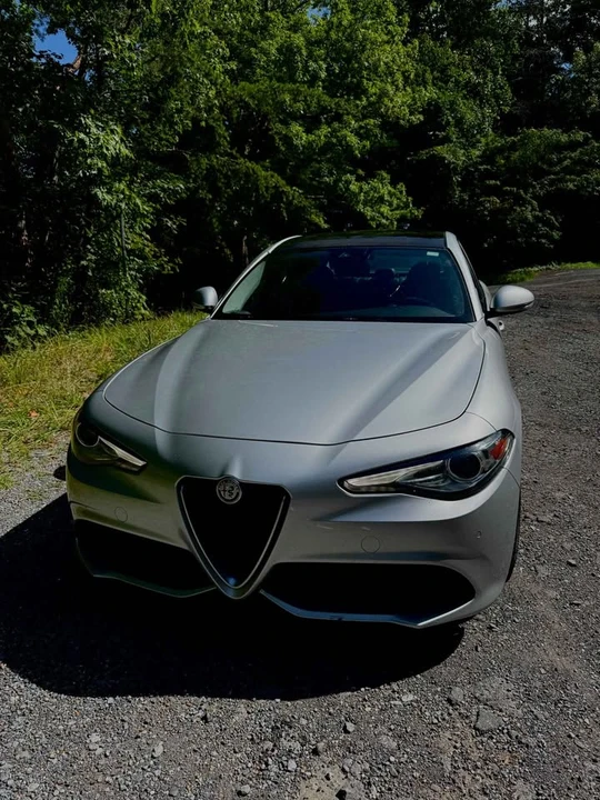 2017 Alfa Romeo Giulia - Image 2 of 8
