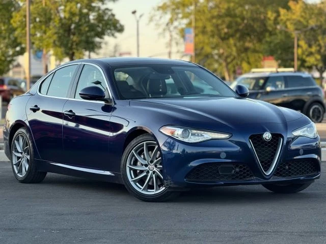 2017 Alfa Romeo Giulia - Image 3 of 12
