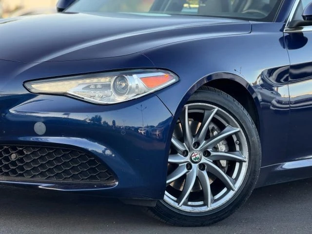 2017 Alfa Romeo Giulia - Image 2 of 12