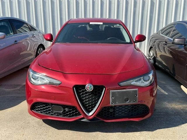 2017 Alfa Romeo Giulia - Image 7 of 12