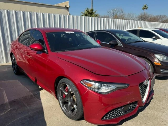 2017 Alfa Romeo Giulia - Image 6 of 12