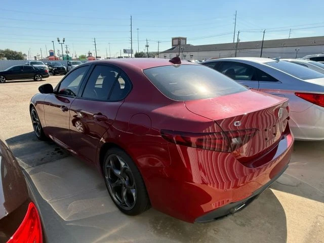 2017 Alfa Romeo Giulia - Image 8 of 12