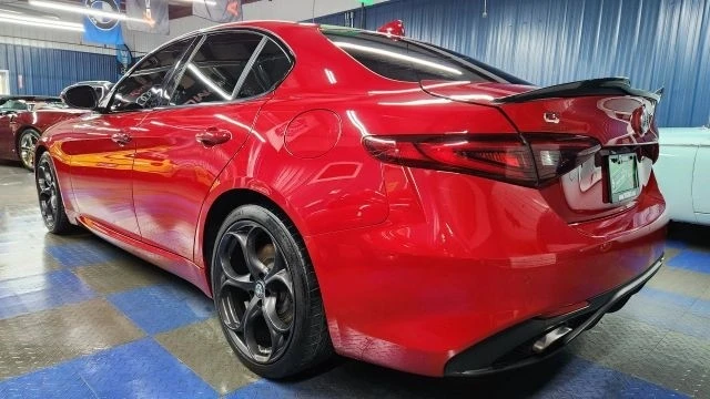 2017 Alfa Romeo Giulia - Image 4 of 12