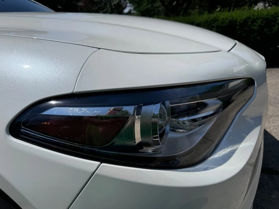 2017 Alfa Romeo Giulia - Image 4 of 10