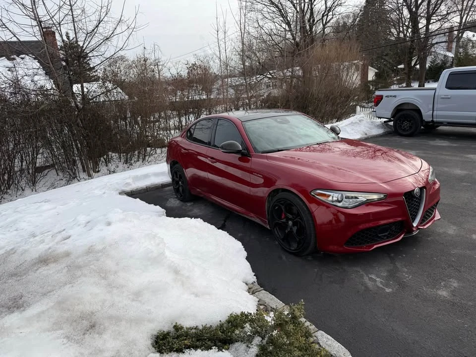 2017 Alfa Romeo Giulia - Image 3 of 10