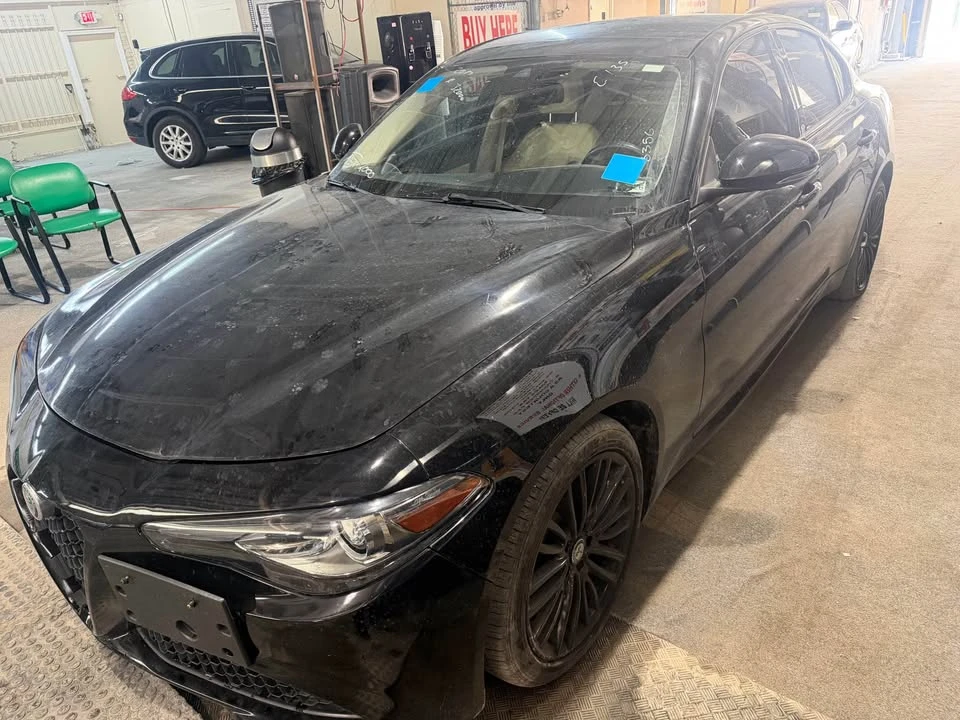 2017 Alfa Romeo Giulia - Image 3 of 11