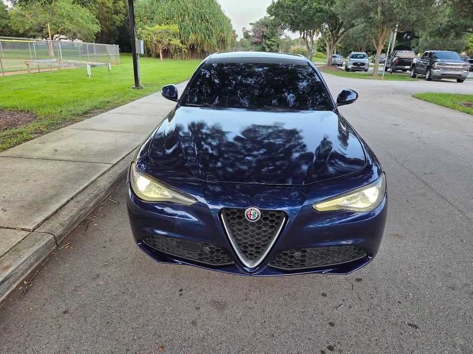 2017 Alfa Romeo Giulia - Image 3 of 14
