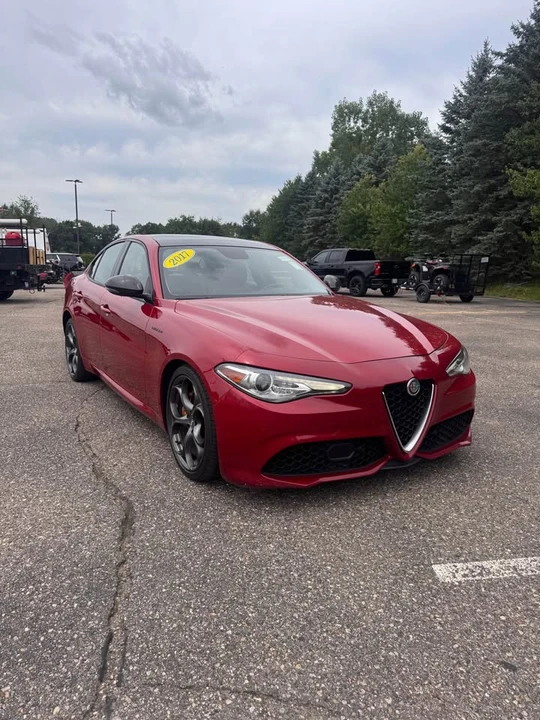 2017 Alfa Romeo Giulia - Image 2 of 9
