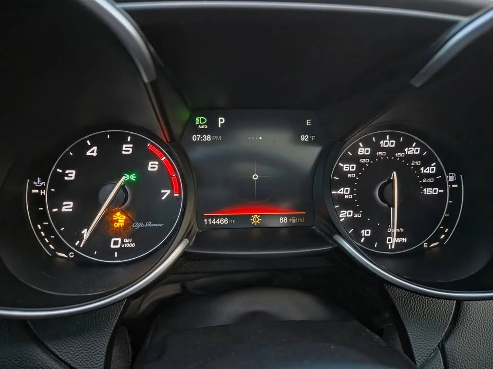 2017 Alfa Romeo Giulia - Image 10 of 14