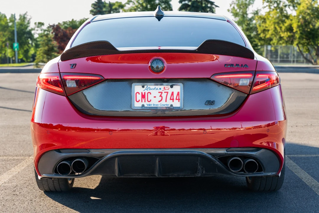 2017 Alfa Romeo Giulia - Image 5 of 31