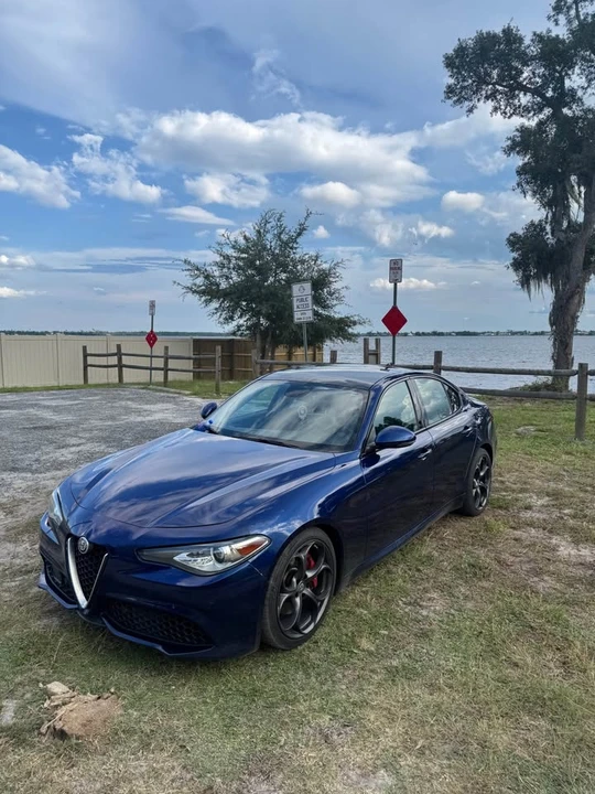 2017 Alfa Romeo Giulia - Image 10 of 11