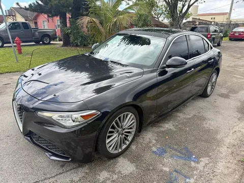 2017 Alfa Romeo Giulia Ti Sport