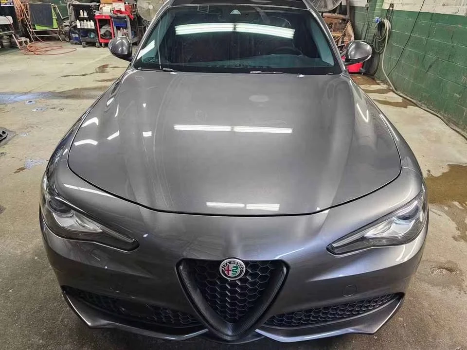 2017 Alfa Romeo Giulia - Image 2 of 10
