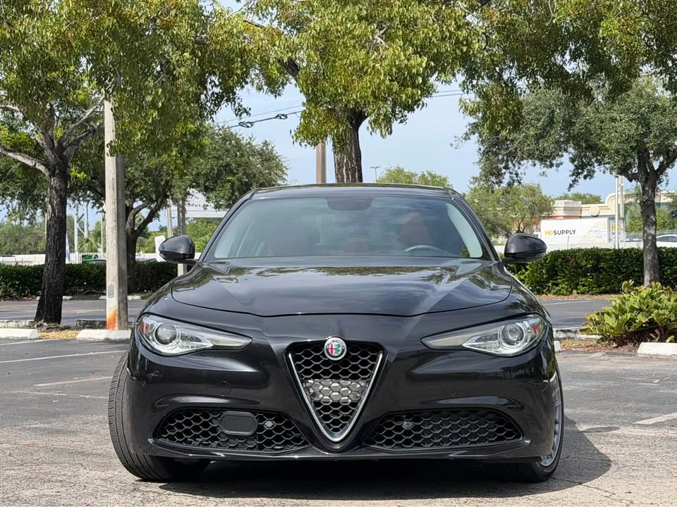 2017 Alfa Romeo Giulia - Image 2 of 15