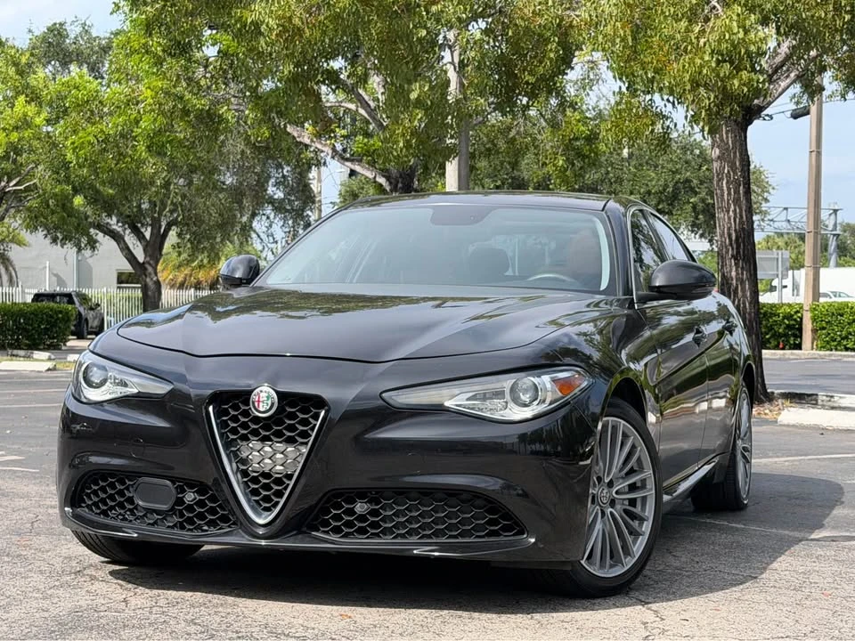 2017 Alfa Romeo Giulia - Image 3 of 15