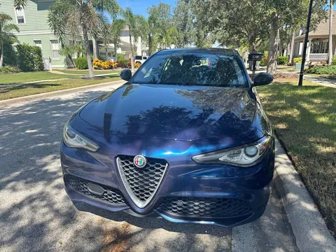 2017 Alfa Romeo Giulia Ti Sport Sedan 4D